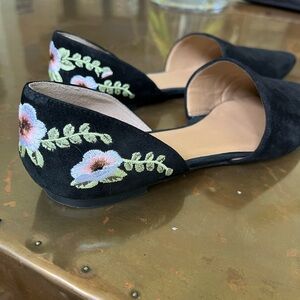 Franco Sarto Embroidered Flats Size 8.  EUC.